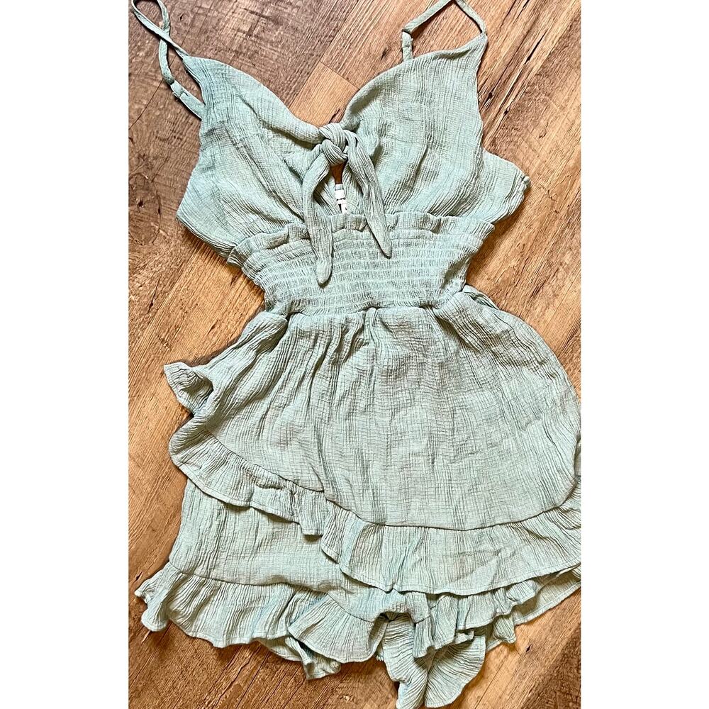 Women's Lane Tree Sage Romper Tie Front Adjustable Spaghetti Straps Ruffles Sz M